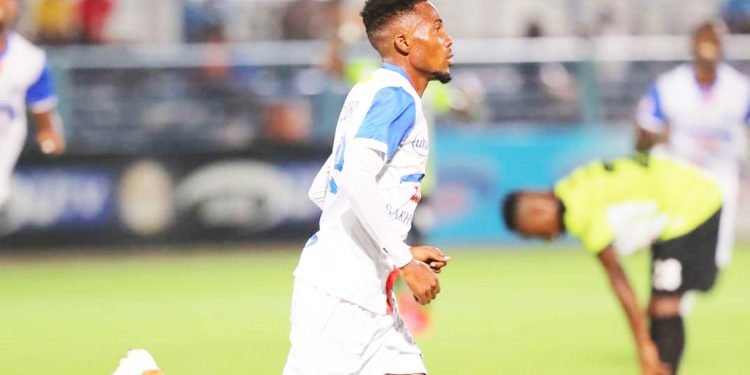 AZAM YAITAMBIA YANGA