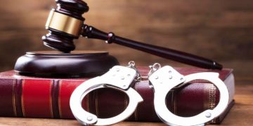 MAHAKAMA YAMWACHIA HURU MTUHUMIWA KESI YA MAUAJI  