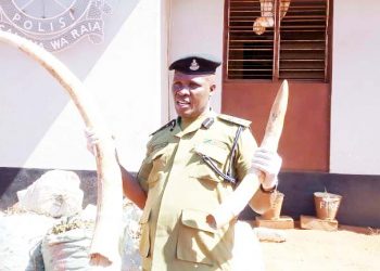 POLISI WANASA MENO YA TEMBO, VIROBA VYA BANGI