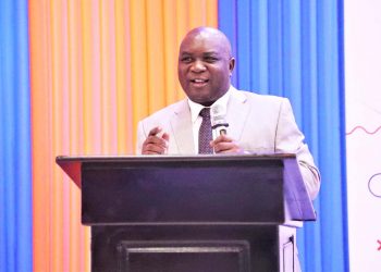 RC MAKALLA ATOA SOMO KWA WALIMU