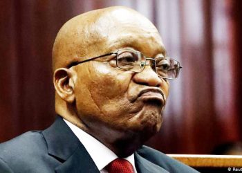 ZUMA AIWEKEA NGUMU MAHAKAMA