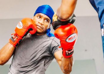 MWAKINYO AGEUKIA NGUMI ZA ULAYA