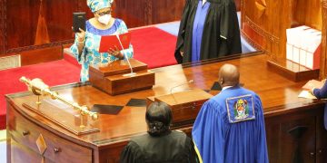 SAMIA AMTEUA DK. STERGOMENA KUWA MBUNGE, SPIKA AMUAPISHA