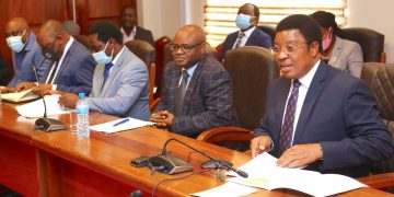 WAZIRI MKUU ATOA MWEZI MMOJA KWA VIONGOZI WA MIKOA NA HALMASHAURI