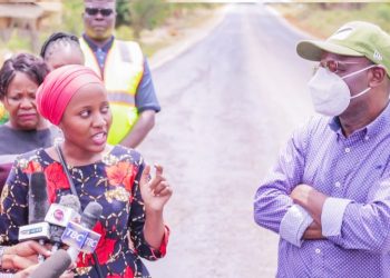 DC MUHEZA AOMBA  BARABARA YA AMANI MUHEZA IKAMILIKE KWA KIWANGO CHA LAMI