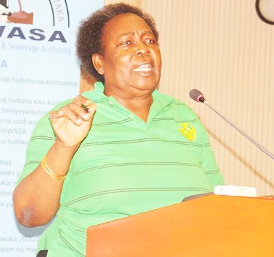 KATE KAMBA AWASIHI WAZEE KUCHANJA CHANJO YA UVIKO19