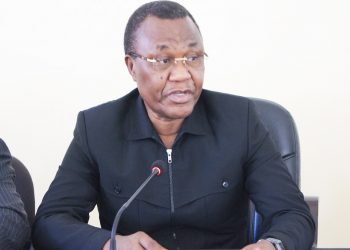 LUKUVI AWATWISHA ZIGO MA-RC