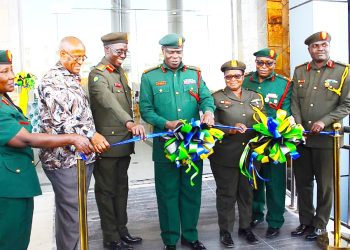 GENERALI MABEYO AAGIZA VIKOSI VYA JESHI KUBUNI MIRADI YA UZALISHAJI MAZAO