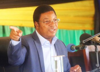 PM ASIMAMISHA WATUMISHI WATATU IDARA YA MAPATO KILWA