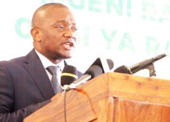 WAZIRI UTUMISHI AITAKA TAKUKURU KUIFUATILIA MIRADI YA MAENDELEO