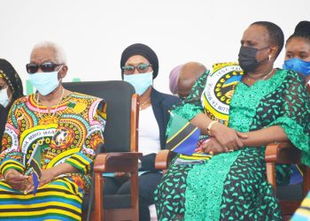 MAMA MARIA NYERE NA MAMA JANETH MAGUFULI CHATO