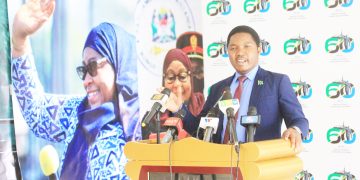 JAFO AMWAGA MAFANIKIO YA MIAKA 60 YA WIZARA YA MUUNGANO NA MAZINGIRA 