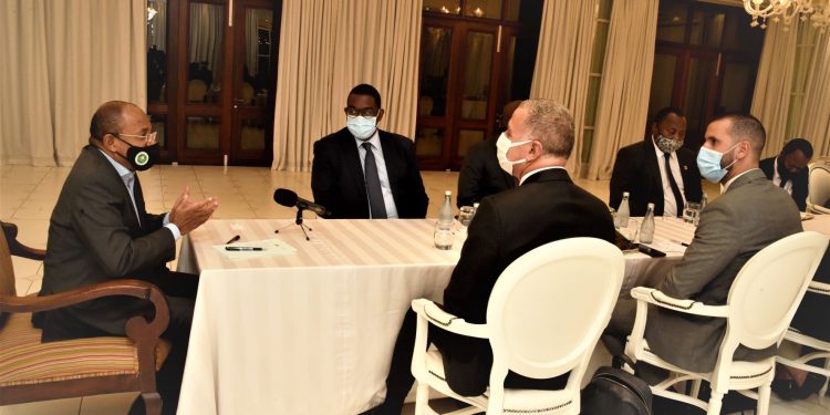 RAIS WA ZANZIBAR DK.MWINYI AKUTANA NA KUZUNGUMZA NA WAWEKEZAJI JIJINI DARBAN