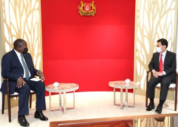 MAKAMU WA RAIS AFANYA MAZUNGUMZO NA NAIBU WAZIRI MKUU WA SINGAPORE