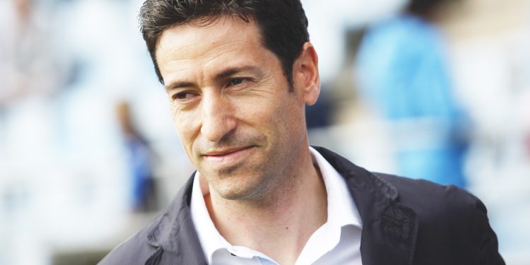 WADAU WAMCHAMBUA KOCHA MPYA SIMBA