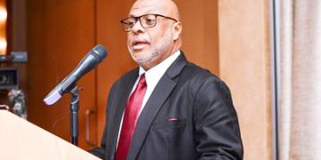 WAZIRI MAZRUI AKUTWA NA UVIKO-19, AJIWEKA KARANTINI Z’BAR