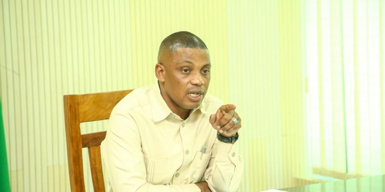 SHAKA AWAHIMIZA WATANZANIA KUCHAPAKAZI KUINUA UCHUMI