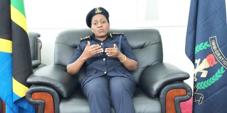 DK. MAKAKALA ATANGAZA KIAMA WAHAMIAJI HARAMU