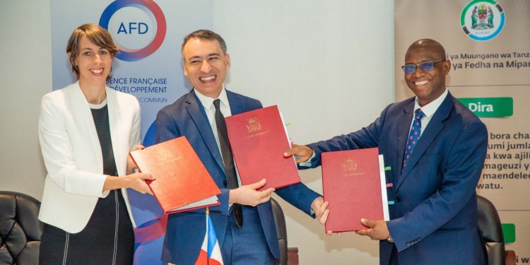 UFARANSA YAMUUNGA MKONO RAIS SAMIA KUMTUA MAMA NDOO KICHWANI