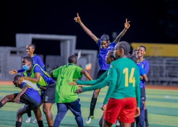 SERENGETI GIRLS YAFUZU KOMBE LA DUNIA