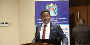 WAZIRI JAFO ATETA NA WAKUU WA MIKOA