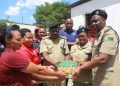 POLISI WAWAFARIJI WAGONJWA KATIKA HOSPITALI KUU YA JESHI