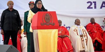 RAIS SAMIA ASHIRIKI MAADHIMISHO MIAKA 60 YA KANISA LA KKKT ARUSHA