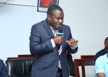 Dkt. RWEZIMULA AHIMIZA UONGOZI BORA MASHULENI