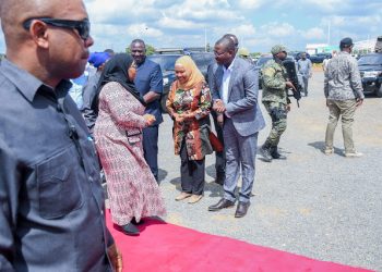 RAIS SAMIA AFANYA UKAGUZI WA MABORESHO YA UWANJA WA NDEGE MTWARA