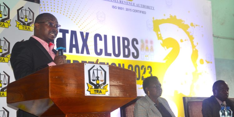 MPOGOLO AAGIZA SHULE ZA SEKONDARI NA MSINGI KUWA NA CLUB ZA KODI