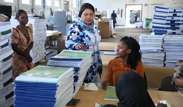 WAZIRI MHAGAMA ATEMBELEA IDARA YA MPIGA CHAPA MKUU WA SERIKALI