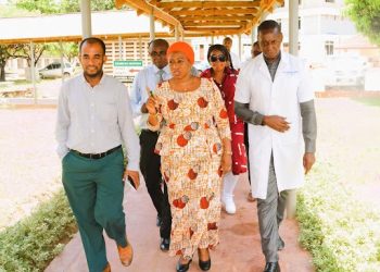 UMMY MWALIMU AWATAKA WATUMISHI WA HOSPITAL YA BOMBO KUFANYA KAZI KWA BIDII