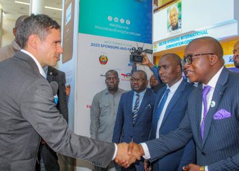 DK. BITEKO ATEMBELEA BANDA LA BARRICK KWENYE MKUTANO WA JUKWAA LA KIMATAIFA LA UWEKEZAJI KATIKA SEKTA YA MADINI