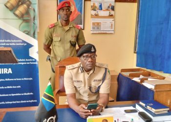 WATATU MBARONI KWA TUHUMA YA MAUAJI