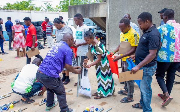 WANANCHI ZAIDI YA 250 MIVUMONI KUPATIWA HUDUMA YA MAJI