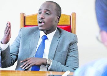 DK. BITEKO AWAAGIZA REA KUSAMBAZA UMEME VIJIJINI KOTE