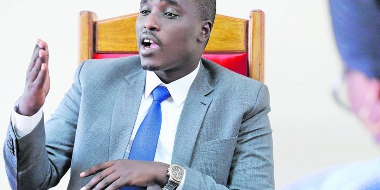 DK. BITEKO AWAAGIZA REA KUSAMBAZA UMEME VIJIJINI KOTE