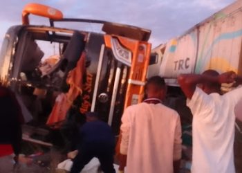 BASI LA ABIRIA LA ALLY’S LAGONGA TRENI MANYONI… WATU KADHAA WAHOFIWA KUPOTEZA MAISHA