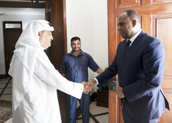 BALOZI MBAROUK ASAINI KITABU CHA MAOMBOLEZO UBALOZI WA KUWAIT DAR ES SALAAM