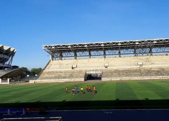 TFF YAUFUNGIA UWANJA WA UHURU