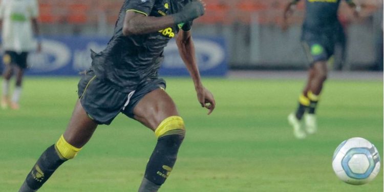 YANGA SC YAACHANA NA MOLOKO