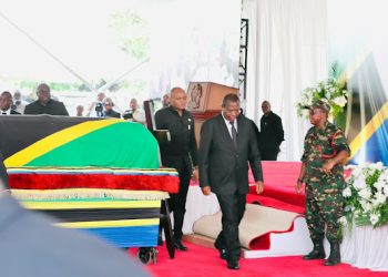 DK. MPANGO AONGOZA IBADA YA KUUGA MWILI WA ALIYEKUWA WAZIRI KUU MSTAAFU WA TANZANIA