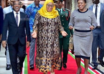 DK. SAMIA SULUHU HASSAN AWASILI KENYA KWA AJILI YA KUSHIRIKI MKUTANO WA WAKUU WA NCHI ZA AFRIKA