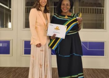 MWANAMKE MTANZANIA ATWAA TUZO YA LUCE 2024