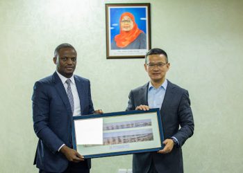 MKURUGENZI TPA AKUTANA NA KUFANYA MAZUNGUMZO NA MAKAMU WA RAIS WA COSCO